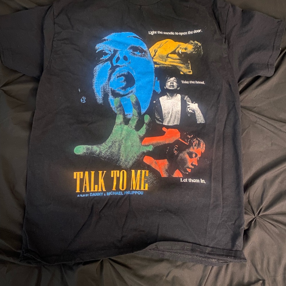 Talk to me horror shirt. Size M